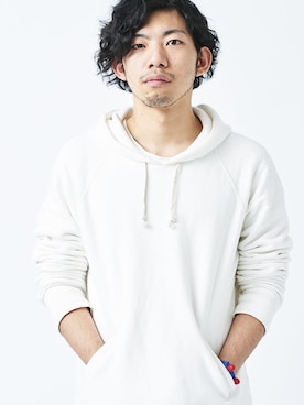 「nonnative（ノンネイティブ）のアイテム（パーカー）」を使った、kohei TBKさん（メンズ・173cm）の春コーディネート
