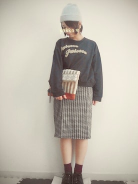 「オールグレー」｜「アイテム（パンプス）」を使った、yakkoさん（レディース・152cm）の秋コーディネート