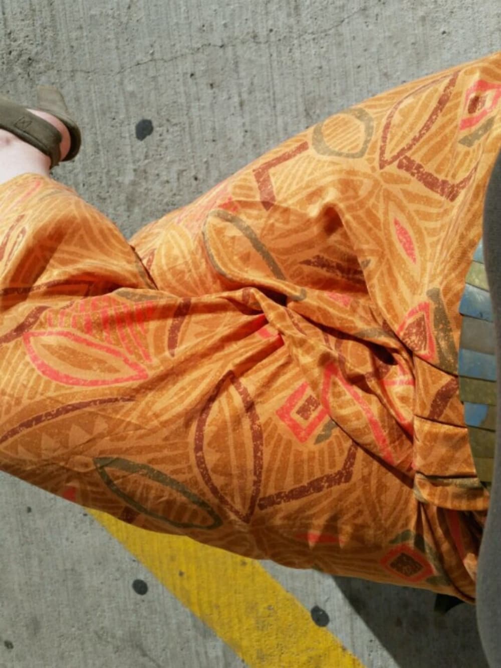 「silk、silk pants、vintage、vintage style、vintagefashion、orange」｜「VINTAGEのアイテム（その他パンツ、オレンジ系）」を使った、semiadvancedstyleさん（レディース・165cm）の秋コーディネートの1枚目の写真