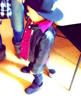 「abcd（ナシ）のアイテム（ライダースジャケット）」を使った、rqimqmqnさん（キッズ・100cm）の春コーディネート