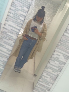 「WHO'S WHO gallery（フーズフーギャラリー）の【A，nam】フリンジプルオーバーブラウス（シャツ/ブラウス、ホワイト系）」を使った、もも  🍑さん（レディース）の春コーディネート