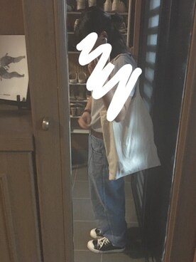 「w closet（ダブルクローゼット）のアイテム（Tシャツ/カットソー、グレー系）」を使った、もも  🍑さん（レディース）の夏コーディネート