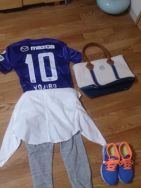 「サッカー」｜「アイテム（その他トップス）」を使った、えりさん（レディース・165cm）の夏コーディネート
