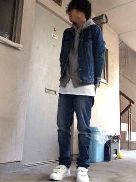 「HARE（ハレ）のダブルベルトスニーカー(HARE)（スニーカー）」を使った、yusukeさん（メンズ・164cm）の春コーディネート