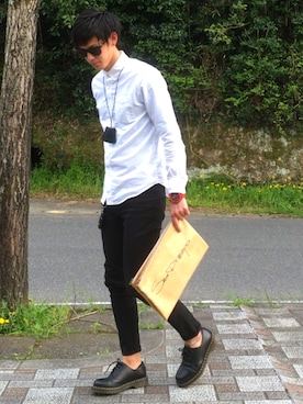 「TALKING ABOUT THE ABSTRACTION（トーキング　アバウト　ジ　アブストラクション）のアイテム（バッグ）」を使った、K.さん（メンズ・180cm）の春コーディネート