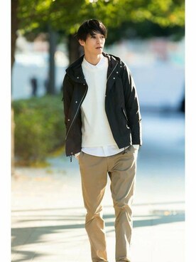 「Right-on（ライトオン）のアイテム（チノパンツ）」を使った、Right-on 本社スタッフさん（メンズ・185cm）の冬コーディネート
