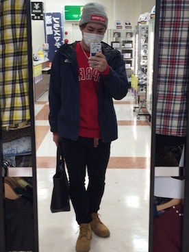 「アイテム（マウンテンパーカー、ブルー系）」を使った、ミムラさん（メンズ・170cm）の冬コーディネート