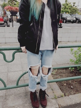 「goocy（グースィー）のアイテム（デニムパンツ）」を使った、陳姿蓉さん（レディース・158cm）の春コーディネート