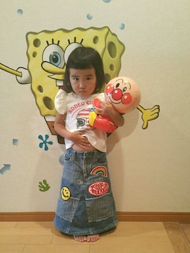 「AHCAHCUM.muchacha（アチャチュムムチャチャ）のアイテム（スカート）」を使った、忘羨さん（キッズ・90cm）の夏コーディネート