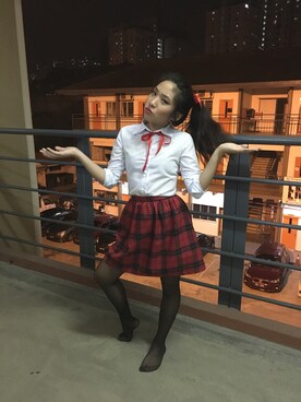 「H&M（エイチ・アンド・エム）のアイテム（スカート、レッド系）」を使った、bekahさん（レディース）の春コーディネート
