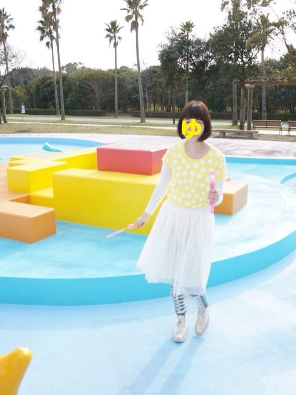 「お花見、ピクニック、パステルカラー」｜「UNIQLOのアイテム（Tシャツ/カットソー、イエロー系）」を使った、ゆさん（レディース・173cm）の春コーディネートの1枚目の写真