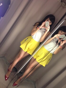 「アイテム（カーゴパンツ、イエロー系）」を使った、tsuitihsiaさん（レディース・170cm）の夏コーディネート