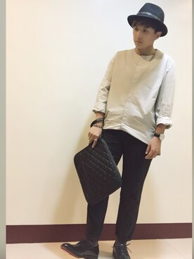 「ZARA（ザラ）のアイテム（ハンドバッグ、ブラック系）」を使った、L.Tさんの秋コーディネート