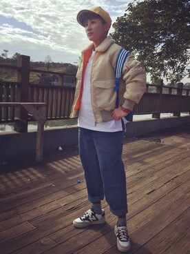 「G-SHOCK（ジーショック）のアイテム（アナログ腕時計、レッド系）」を使った、L.Tさんの冬コーディネート