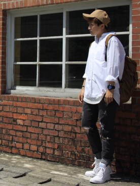 「PALLADIUM（パラディウム）のアイテム（シューズ、ホワイト系）」を使った、L.Tさんの秋コーディネート