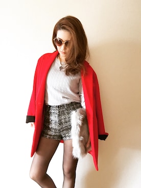 「アイテム（クラッチバッグ、グレー系）」を使った、saraさん（レディース・162cm）の冬コーディネート