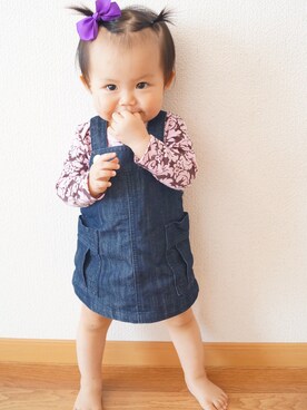 「next（next）のアイテム（サロペット/オーバーオール、ブラック系）」を使った、saraさん（キッズ・80cm）の冬コーディネート