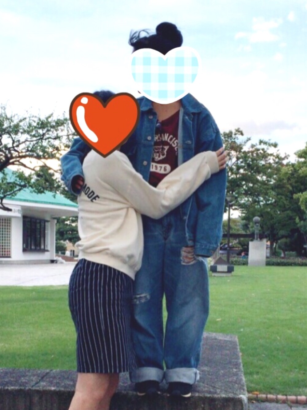 「古着屋のアイテム（デニムパンツ、ブルー系）」を使った、ゆいさん（レディース・147cm）の秋コーディネートの1枚目の写真