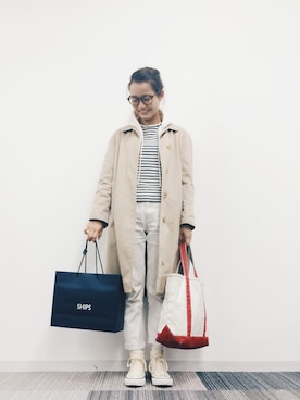 「お買い物」｜「アイテム（トレンチコート）」を使った、猪鼻ちひろさん（レディース・150cm）の秋コーディネート