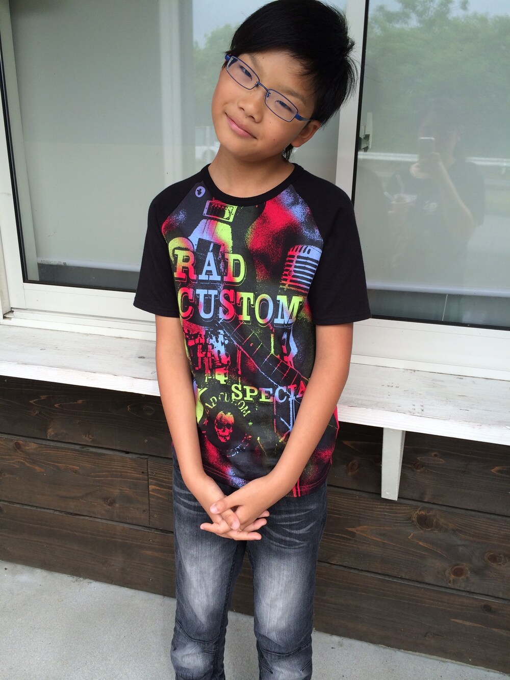 「RAD CUSTOMのアイテム（Tシャツ/カットソー、ブラック系）」を使った、yoshihoさん（キッズ・148cm）の夏コーディネートの1枚目の写真
