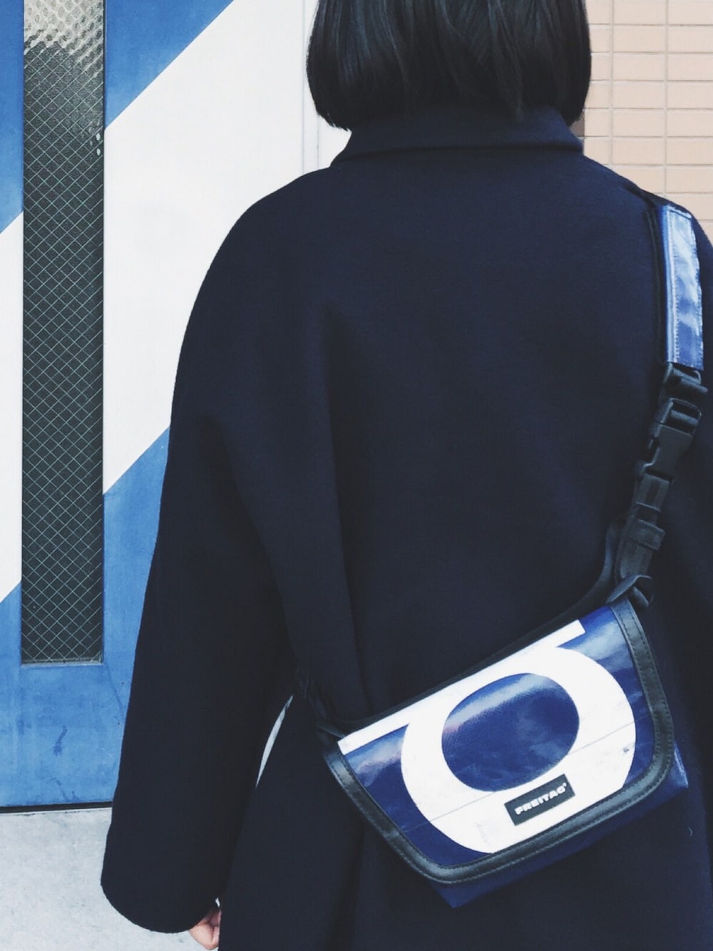 「FREITAG、navy、twinkletokyo、Robe」｜「twinkleのアイテム（ダウンジャケット/コート、ブルー系）」を使った、reiさん（レディース・162cm）の冬コーディネートの1枚目の写真