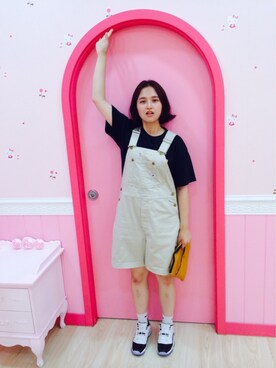 「Carhartt（カーハート）のアイテム（財布/小物）」を使った、JUNHYUNYOUNGさん（レディース・165cm）の夏コーディネート