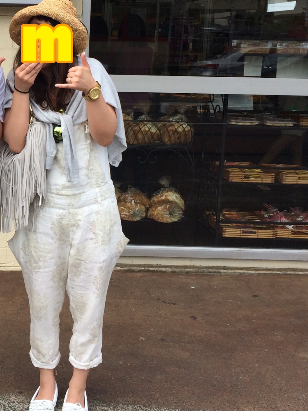 サロペット/オーバーオールを使った「ハワイコーデ」の人気