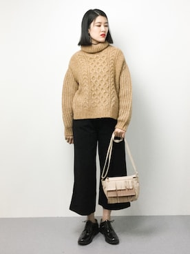 「E'CRU（エクリュ）のアイテム」を使った、ハマアイさん（レディース・161cm）の秋コーディネート