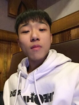 「The Hundreds（ザ ハンドレッツ）のアイテム」を使った、WANG家辉丶さん（メンズ・176cm）の春コーディネート