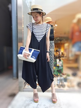 「Lagoon（ラグーン）のアイテム（オールインワン・サロペット）」を使った、CANALJEAN  tomoeさん（レディース・155cm）の夏コーディネート