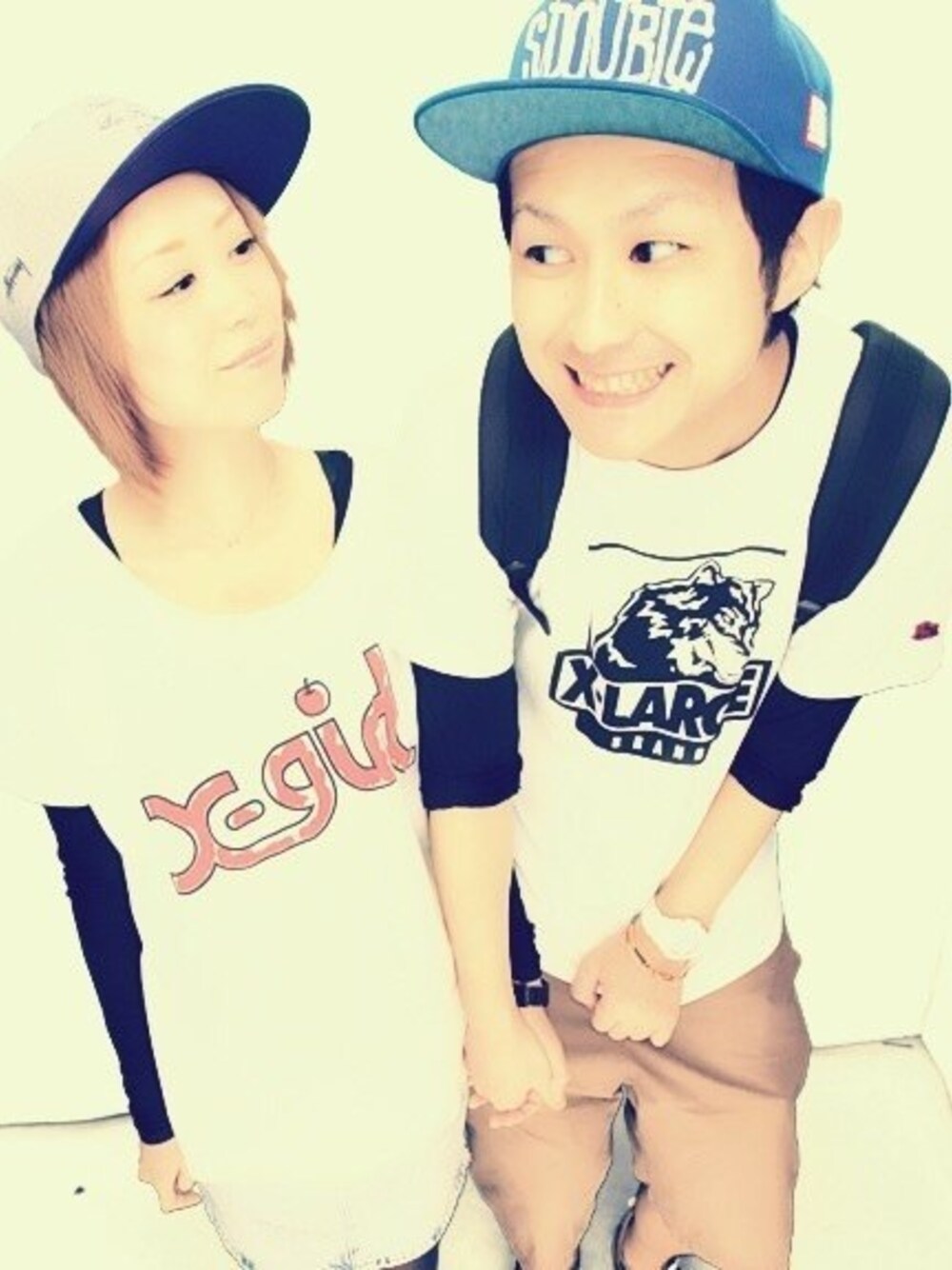 「xgirl、S/DOUBLE、XLARGE、stussy women」｜「BEAMSのS/DOUBLE / SCRIBBLE BALLCAP（キャップ、ブルー系）」を使った、aya_3104さん（レディース・156cm）の春コーディネートの1枚目の写真