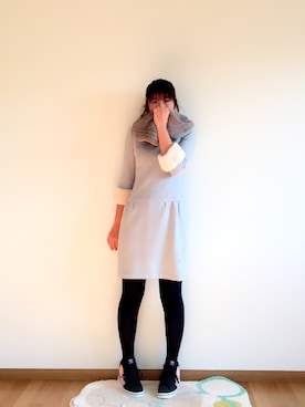 「アイテム（タイツ/ストッキング、ブルー系）」を使った、Asunaさん（レディース・165cm）の冬コーディネート