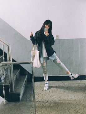 「distressed jeans」｜령경さん（レディース・165cm）の春コーディネート