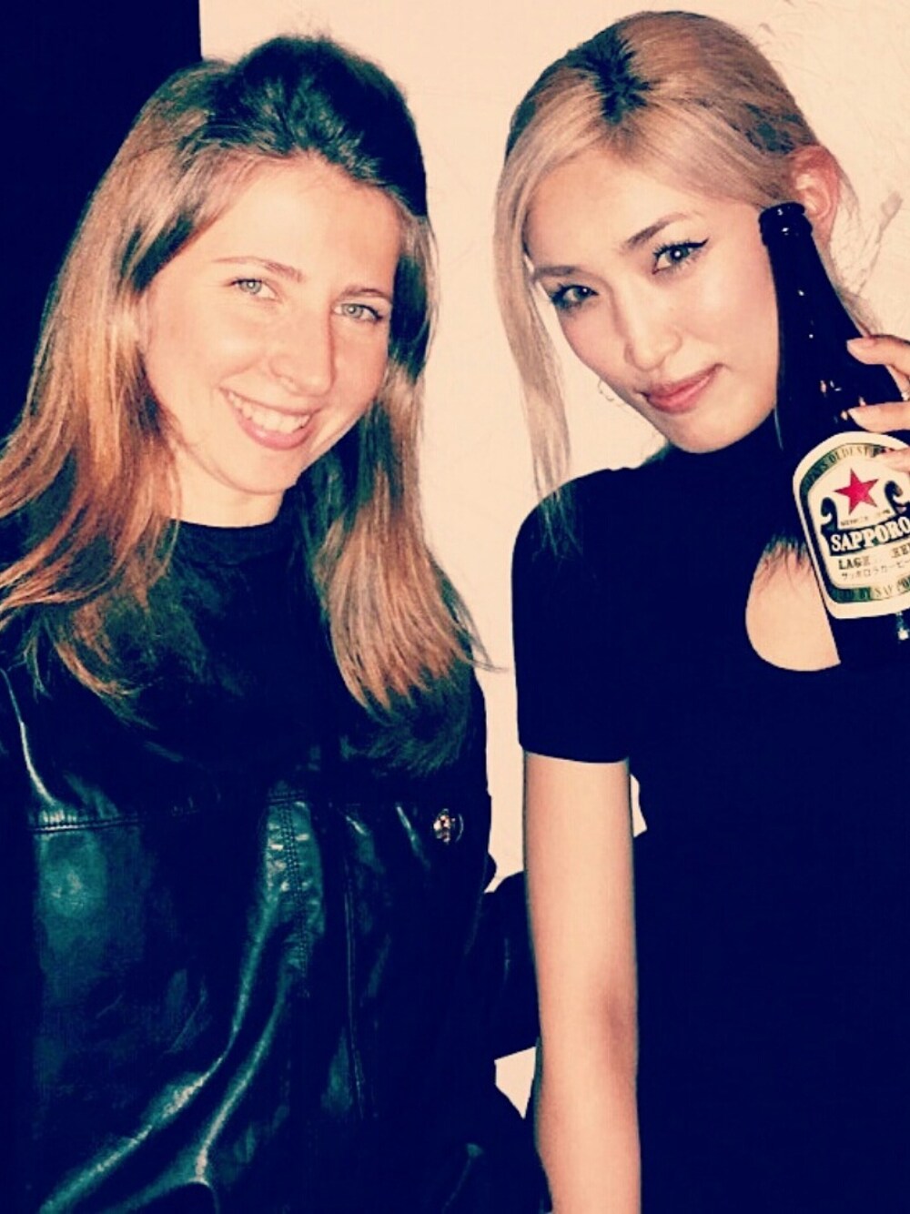 「kriss soonik、cannabis ladies、cannabis_ladies、black、fetish」｜「Kriss SoonikのKriss Soonik Kristiina Reversible Top（Tシャツ/カットソー、ブラック系）」を使った、sakura_yokomachiさん（レディース・172cm）の春コーディネートの1枚目の写真