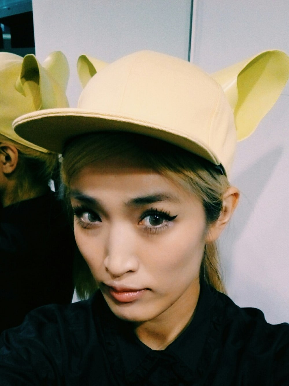 「yellow、cannabisladies、CAP、cannabis ladies、animal」｜「CANNABIS LADIESのFANCESCO BALLESTRAZZI cap（キャップ、イエロー系）」を使った、sakura_yokomachiさん（レディース・172cm）の冬コーディネートの1枚目の写真