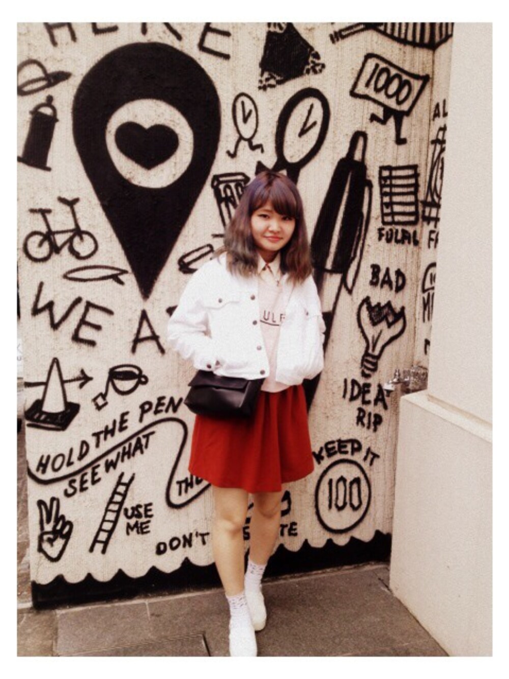 「Japan、harajuku、vintage、denim、white、girl、H&M、日本、原宿、古着」｜「VINTAGEのアイテム（デニムジャケット、ホワイト系）」を使った、happyさん（レディース・167cm）の冬コーディネートの1枚目の写真