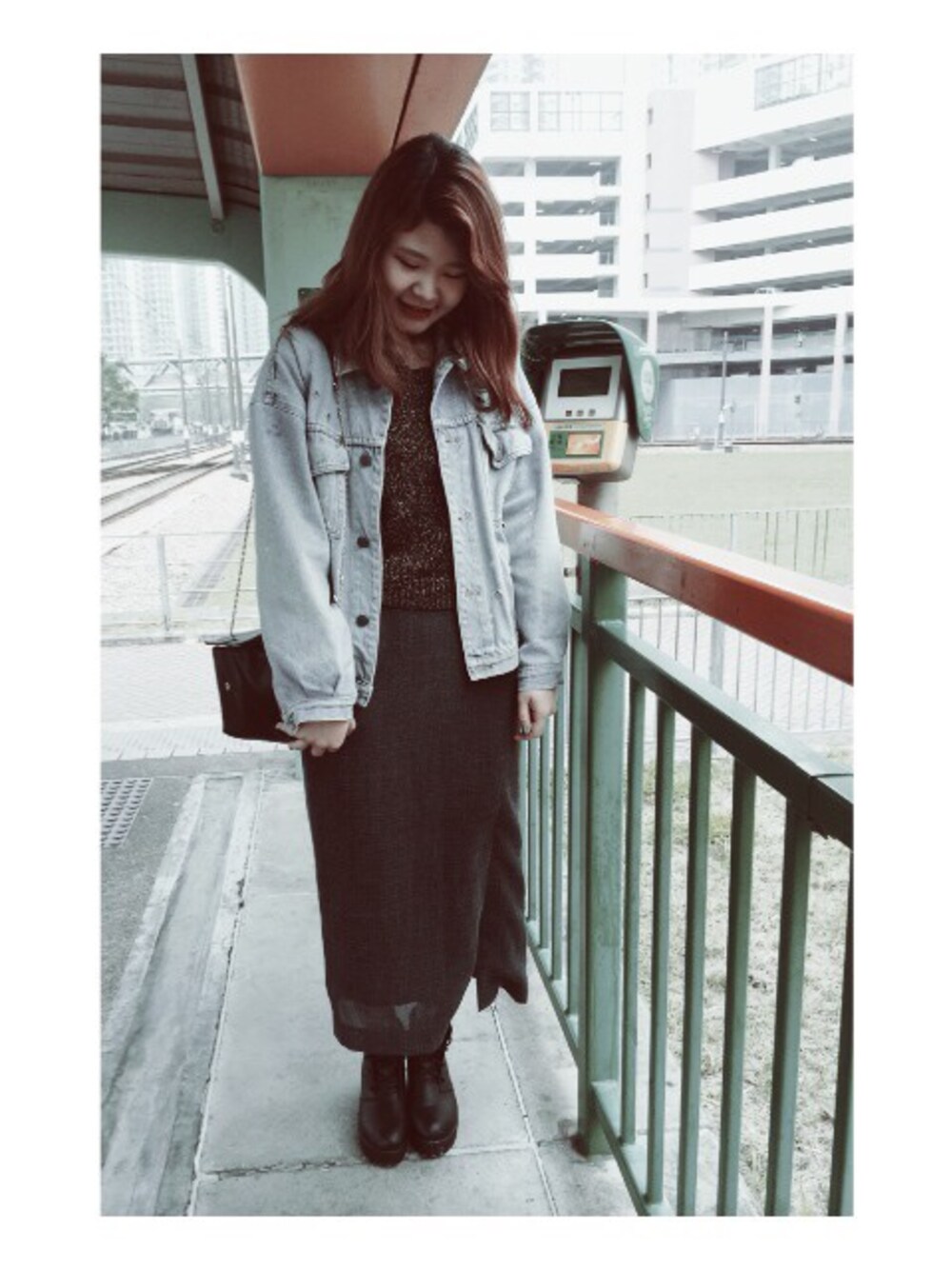 「vintage、古着、80s」｜「VINTAGEのアイテム（デニムジャケット、ブルー系）」を使った、happyさん（レディース・167cm）の冬コーディネートの1枚目の写真