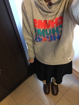 「CHUMS（チャムス）のアイテム（パーカー）」を使った、ふくちゃんさん（レディース・162cm）の冬コーディネート