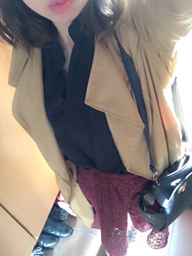 「アイテム（トレンチコート、ゴールド系）」を使った、7さん（レディース・165cm）の秋コーディネート
