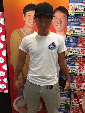 「天下一品」｜ボロポロさん（メンズ・174cm）の秋コーディネート