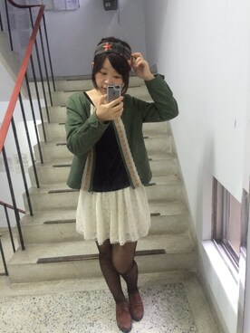 「earth music&ecology（アースミュージックアンドエコロジー）のアイテム（ノーカラージャケット、グリーン系）」を使った、Rubyさん（レディース）の春コーディネート