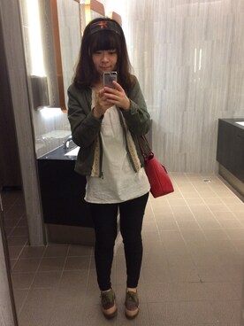 「earth music&ecology（アースミュージックアンドエコロジー）のアイテム（カバーオール、グリーン系）」を使った、Rubyさん（レディース）の冬コーディネート