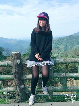 「QUEEN SHOP（クイーンショップ）のアイテム（その他トップス、ブラック系）」を使った、Rubyさん（レディース）の冬コーディネート