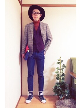 「アイテム（ベスト、レッド系）」を使った、YANさん（メンズ・167cm）の冬コーディネート