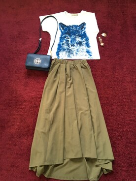 「アイテム（アナログ腕時計、ピンク系）」を使った、meguさん（レディース・165cm）の春コーディネート