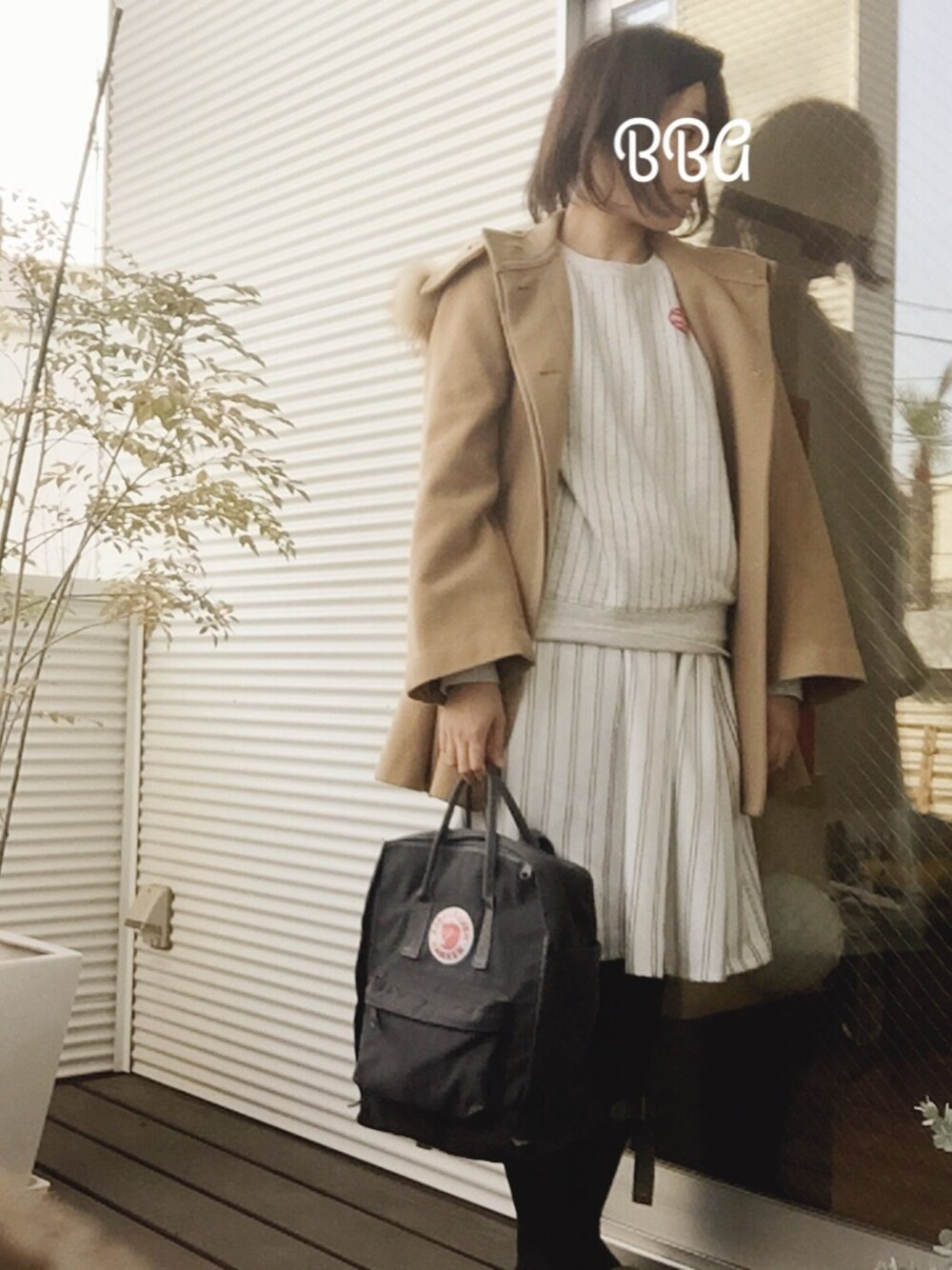 「バックパック」｜「UNIQLOのアイテム（スウェット、ホワイト系）」を使った、AC ACさん（レディース・165cm）の冬コーディネートの1枚目の写真
