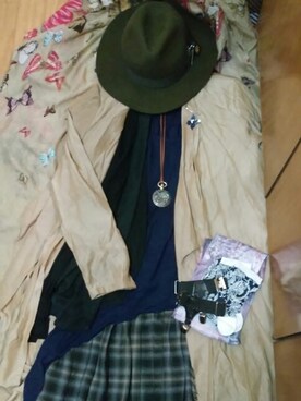 「下北沢の雑貨屋さんでのアイテム（ネックレス、その他）」を使った、いがらし（生没年不詳）さん（レディース）の夏コーディネート