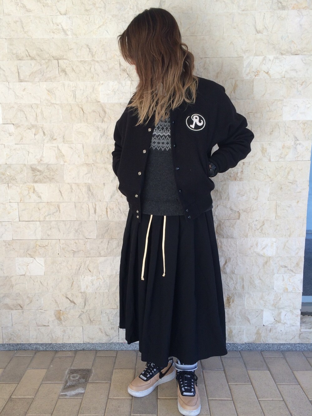 「Richardson、White Mountaineering、BLACKcommedesgarcons、NIKE」｜「RICHARDSONのアイテム（ジャケット/アウター、ブラック系）」を使った、Nさん（レディース・163cm）の冬コーディネートの1枚目の写真