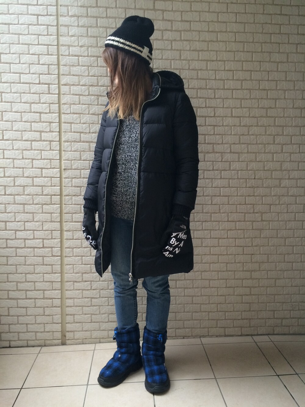 「エヌハリウッド、HYKE、MM6、supreme、ノースフェイス」｜「N.HOOLYWOODのアイテム（ニットキャップ/ビーニー、ブラック系）」を使った、Nさん（レディース・163cm）の冬コーディネートの1枚目の写真