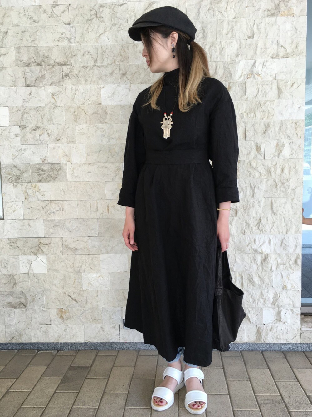 「OLD JOE&CO、fumikauchida、Cippy Crazy Horse、UNUSED、arts & science、MM6」｜「FUMIKA_UCHIDAのアイテム（ワンピース、ブラック系）」を使った、Nさん（レディース・163cm）の春コーディネートの1枚目の写真